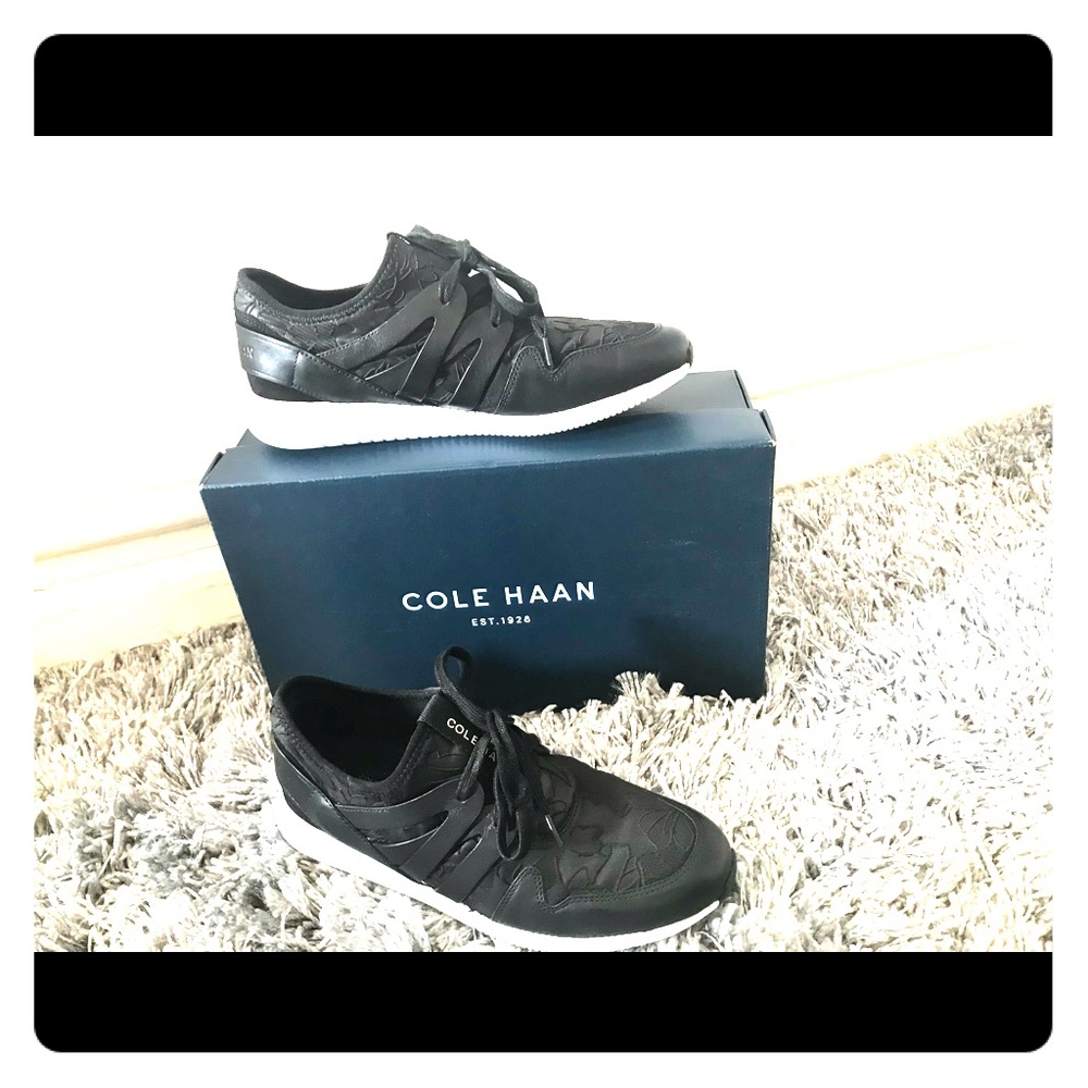 Cole Haan snickers